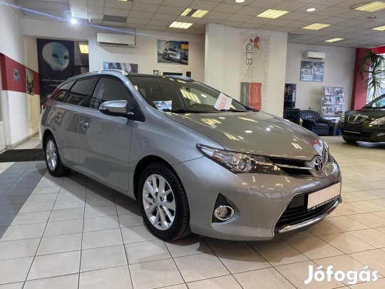 Toyota Auris Touring Sports 1.6 Active Üvegtető...