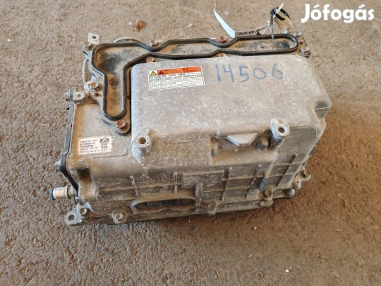Toyota Auris (Zwe150) 1.8 Hybrid 136 LE inverter G9200-49015 használt