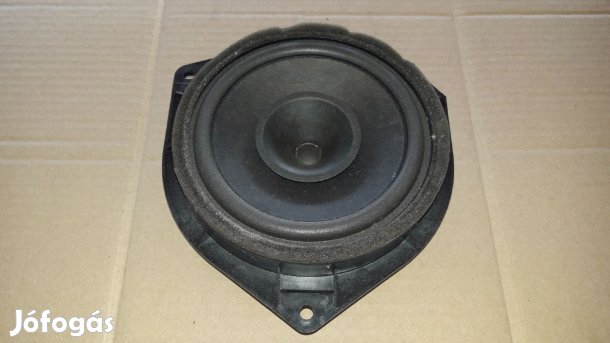 Toyota Avensis Bal Első Ajtó Hangszóró