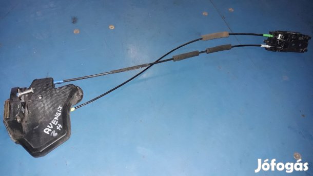 Toyota Avensis Bal Hátsó Ajtó Zárszerkezet + Központizár Motor