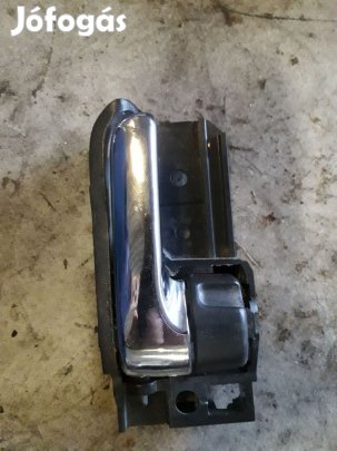 Toyota Avensis Jobb Első Belső Ajtókilincs