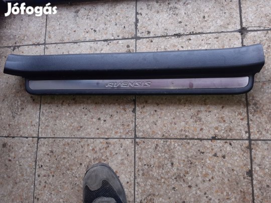 Toyota Avensis Jobb Első Küszöb Borítás