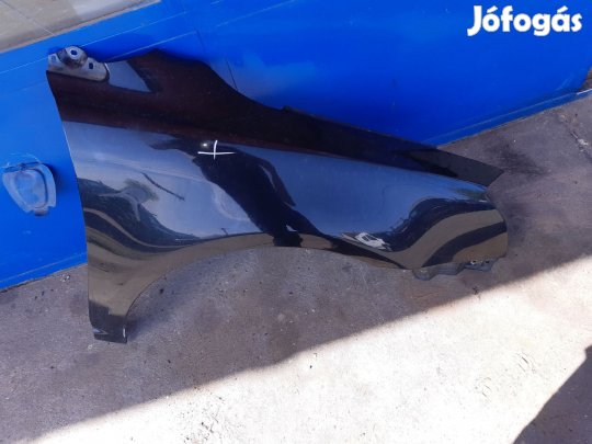 Toyota Avensis Jobb Első Sárvédő