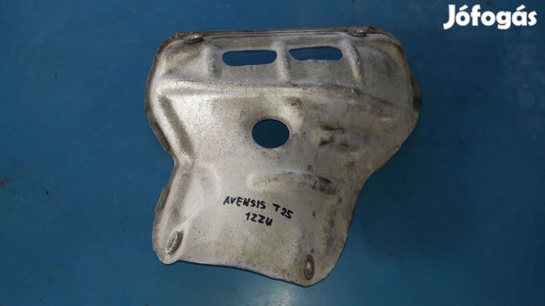 Toyota Avensis Katalizátor Hővédő Lemez