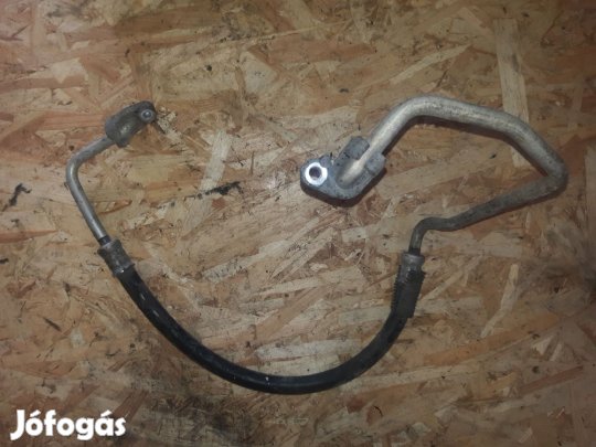 Toyota Avensis Klímacső