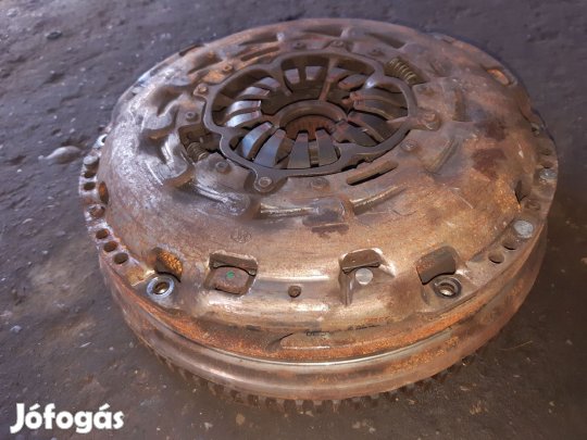 Toyota Avensis Kuplung Szett + Kettőstömegű Lendkerék