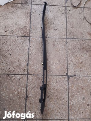 Toyota Avensis Műszerfal Díszléc