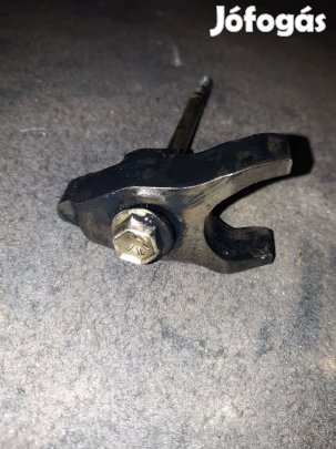 Toyota Avensis Porlasztó Leszorító