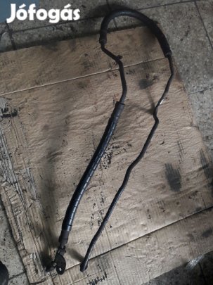 Toyota Avensis Szervócső