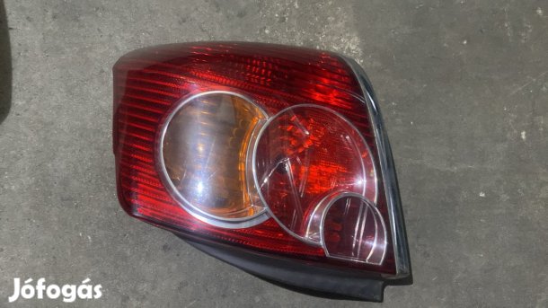 Toyota Avensis T25 jobb hátsó kombinált lámpa 81551-05210 eladó
