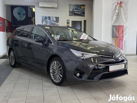Toyota Avensis Touring Sports 2.0 D-4D Executiv...