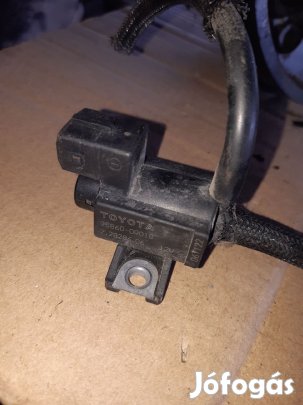 Toyota Avensis Vákumszelep