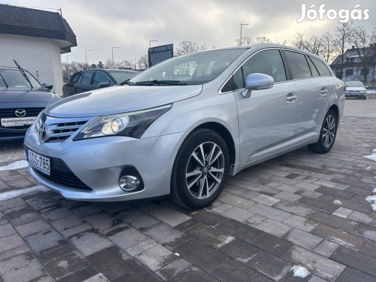 Toyota Avensis Wagon 1.8 Executive