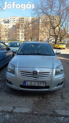Toyota Avensis Wagon 2.2 D-4D Executive T25