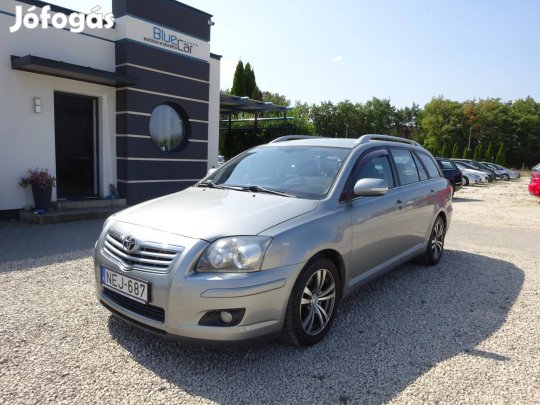 Toyota Avensis Wagon 2.2 D-4D Sol Plus Megbizha...