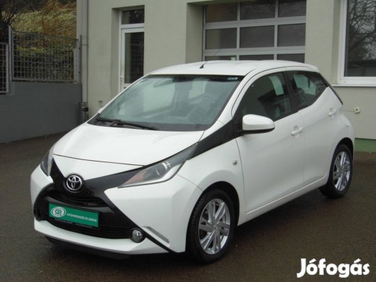 Toyota Aygo 1.0 x-cool Szervizkönyv-Klíma-Tempo...
