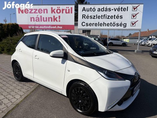 Toyota Aygo 1.0 x-play 81.000KM! Megkímélt Álla...