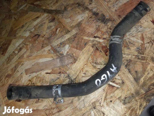 Toyota Aygo Vízcső