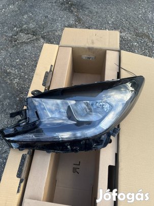 Toyota Aygo X lámpa