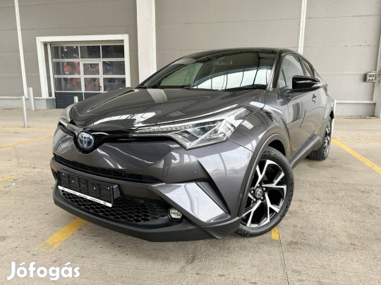 Toyota C-HR 1.8 Hybrid Selection e-CVT !! 1 Év...