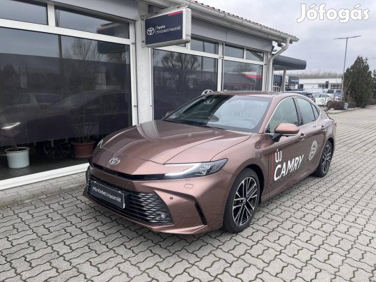 Toyota Camry 2.5 Hybrid Executive e-CVT Minősít...