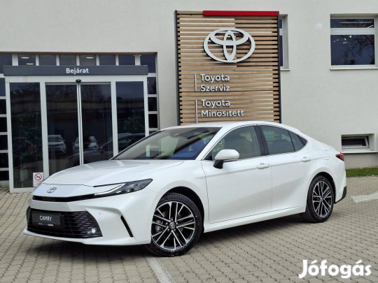 Toyota Camry 2.5 Hybrid Prestige e-CVT