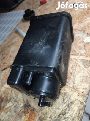 Toyota Corolla 00-06 Aktívszén Szűrő