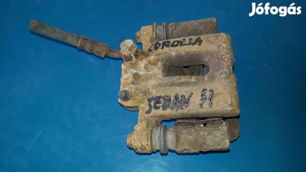 Toyota Corolla 00-06 Jobb Hátsó Féknyereg