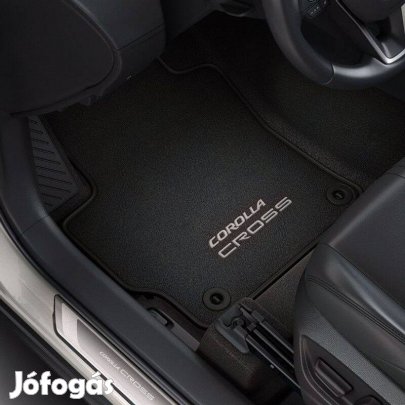 Toyota Corolla Cross gyári textil szőnyeg, első és hátsó készlet 2022-