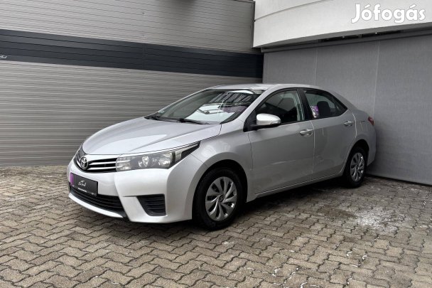 Toyota Corolla Sedan 1.33 Active Garanciával!