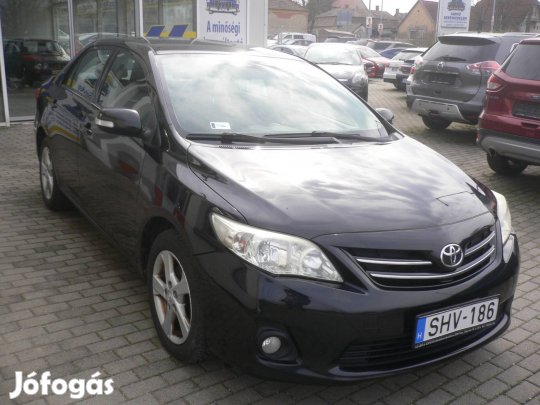 Toyota Corolla Sedan 2.0 D-4D Sol