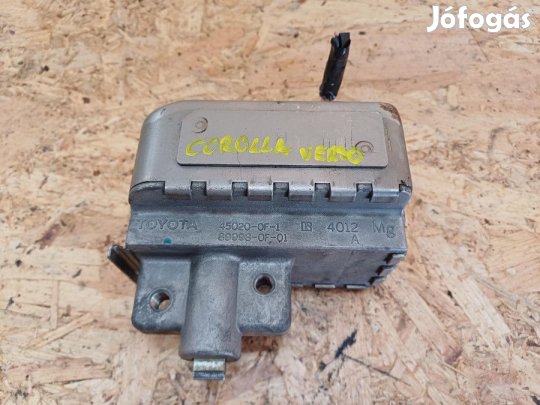 Toyota Corolla Verso ( 2005-2009) Kormányzár