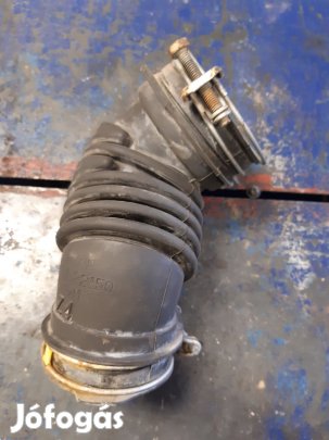 Toyota Corolla (E15) 06-13 Levegőcső