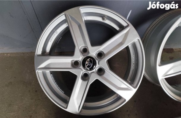 Toyota Corolla auris avensis alufelni 5x114,3 17"
