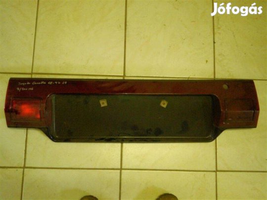 Toyota Corolla hátsólámpa, középprizma (5) 1987 -> 1992