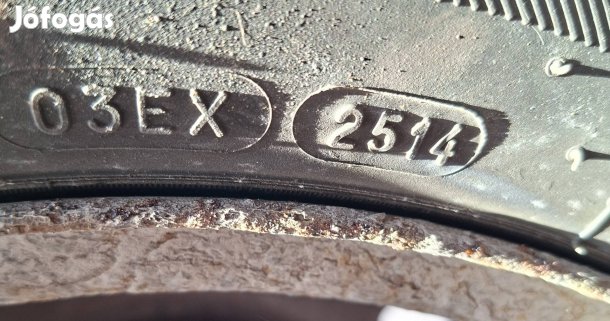 Toyota Corolla lemezfelni.