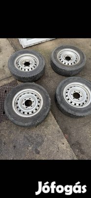 Toyota Dyna 100 dk lemezfelnik 15 c gumival 