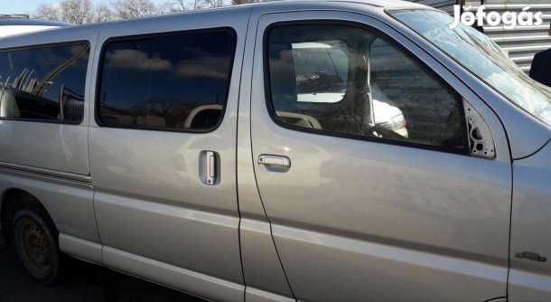 Toyota Hiace 8 személyes alkatrészek