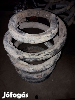 Toyota Hiace Hátsó Rugó