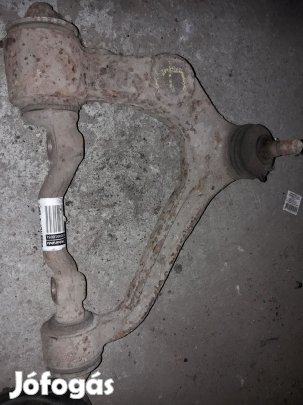 Toyota Hiace Jobb Első Felső Lengőkar