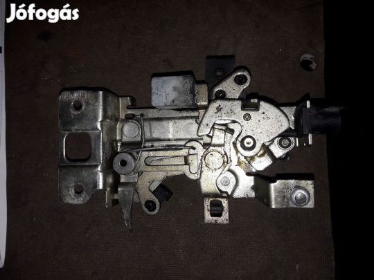 Toyota Hiace Jobb Tolóajtó Zárszerkezet