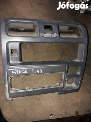 Toyota Hiace Középkonzol Keret