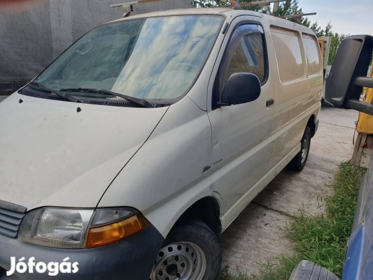 Toyota Hiace alkatrészek 