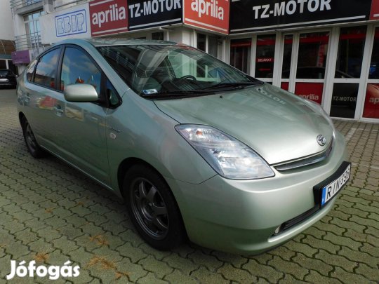 Toyota Prius 1.5 HSD (Automata)