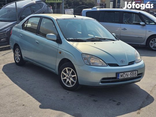 Toyota Prius 1.5 HSD (Automata)