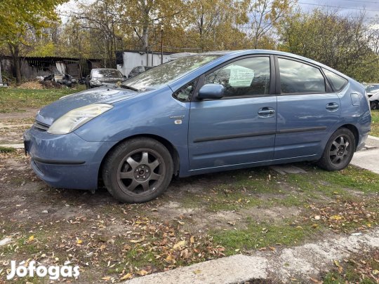 Toyota Prius Alkatrészek Eladók