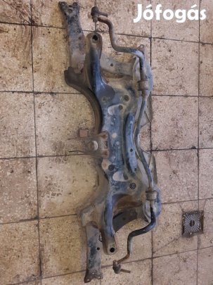 Toyota Prius Első Bölcső