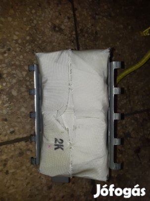 Toyota Prius Jobb Első Oldallégzsák