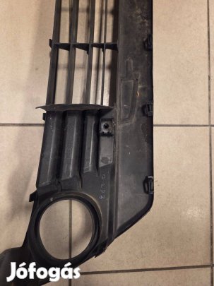 Toyota Prius Lökhárító betét