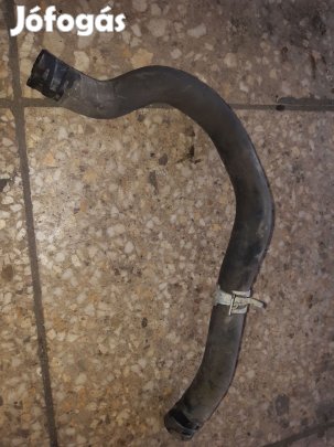 Toyota Prius Vízcső